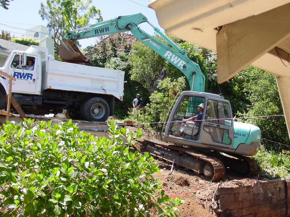 Installing pressure-treated wood lagging