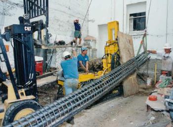 Earthquake retrofit: Multi-story Beresford Arms Hotel in San Fransisco